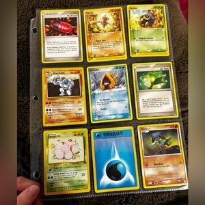 18 Pokémon cards